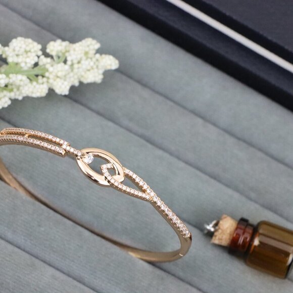 Rose Gold Bangle with Elegant Linked Center and Crystal Detailing, XPBL0565 - Picture 12 of 12